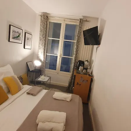 Gare Montparnasse, Center Paris, Close To Eiffel Tour Olympic Game Ticket , Front Metro Apartman